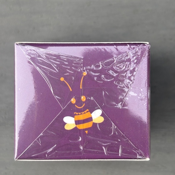 PLUM Bee Balm Lip Balm NIP SOLD OUT ONLINE - Picture 2 of 7